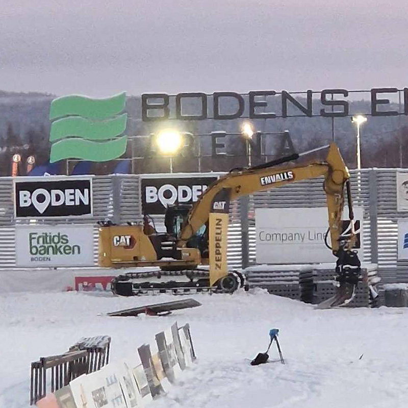 Webb_800x800_SnowCross